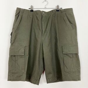NWT PreFab Men’s Cargo Khaki Shorts‎ Size 42